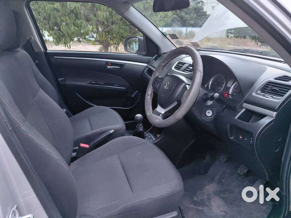 Maruti Suzuki Swift Zxi, 2011, Petrol
