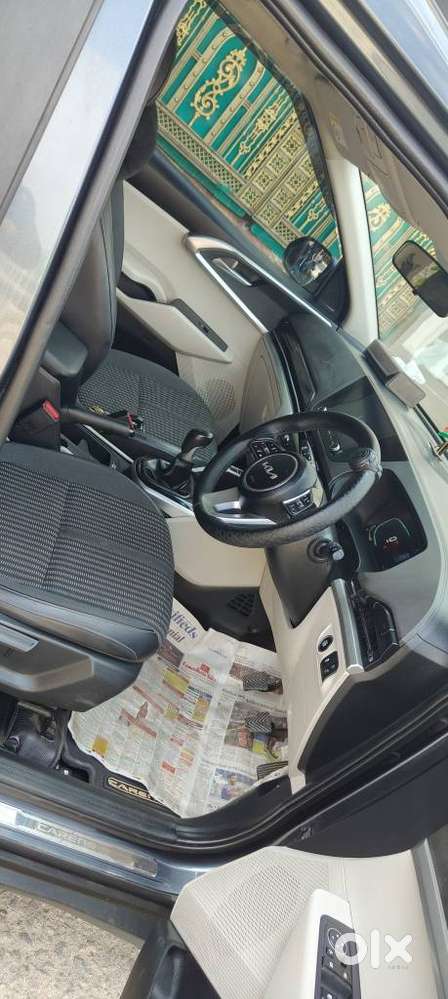 Kia Carens 1.4 Prestige 7 Str, 2022, Petrol