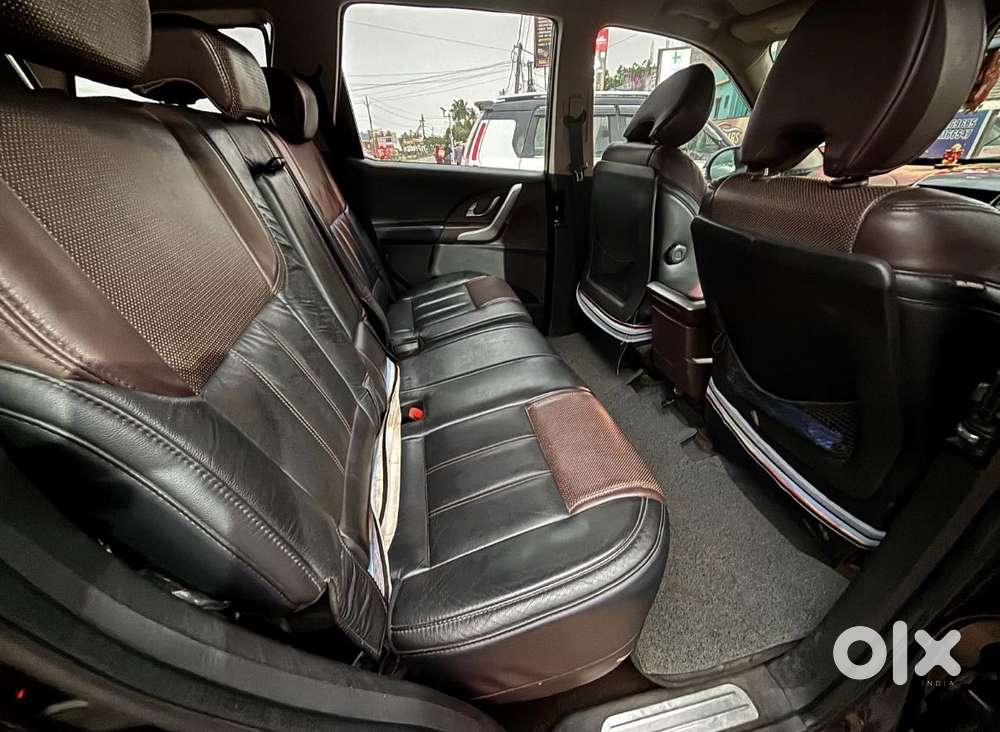 Mahindra Xuv500 W8 At, 2016, Diesel