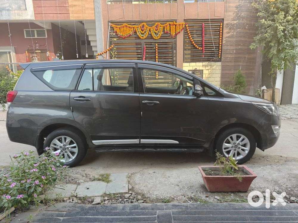 Toyota Innova Crysta 2.4 G Mt 8s, 2020, Diesel