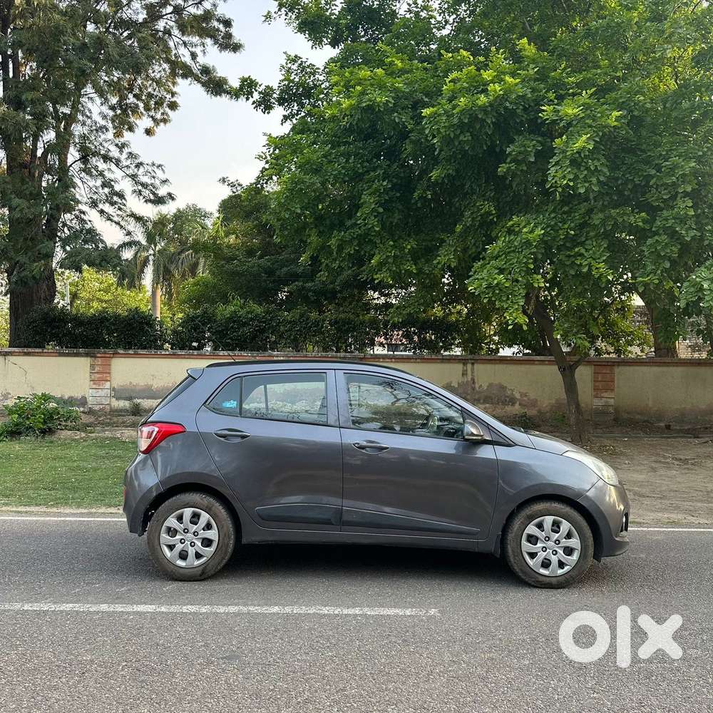 Hyundai Grand I10 Sportz Edition, 2016, Petrol