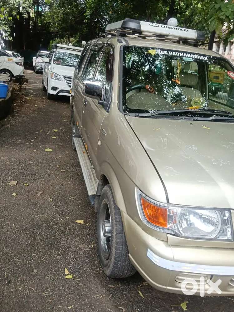 Chevrolet Tavera 2011 Diesel Well Maintained