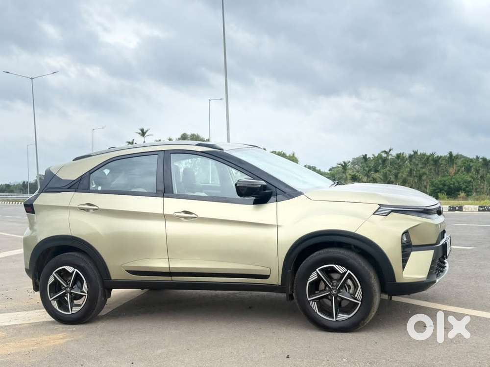 Tata Nexon Creative Plus 1.2 Revotron Petrol 6 Amt, 2025, Petrol