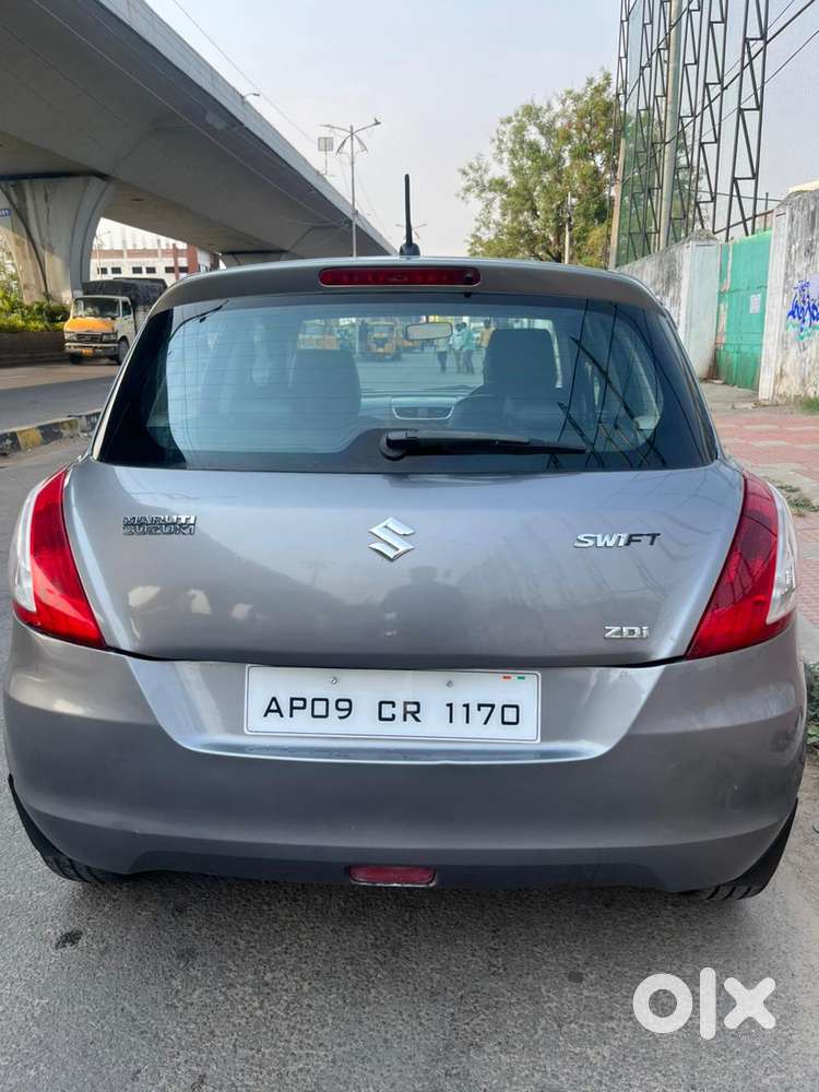 Maruti Suzuki Swift Ddis Zdi, 2013, Diesel