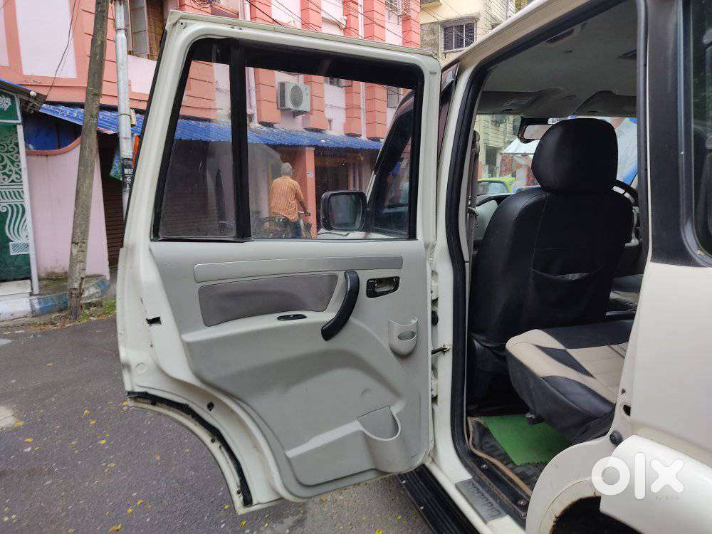 Mahindra Scorpio S10, 2016, Diesel