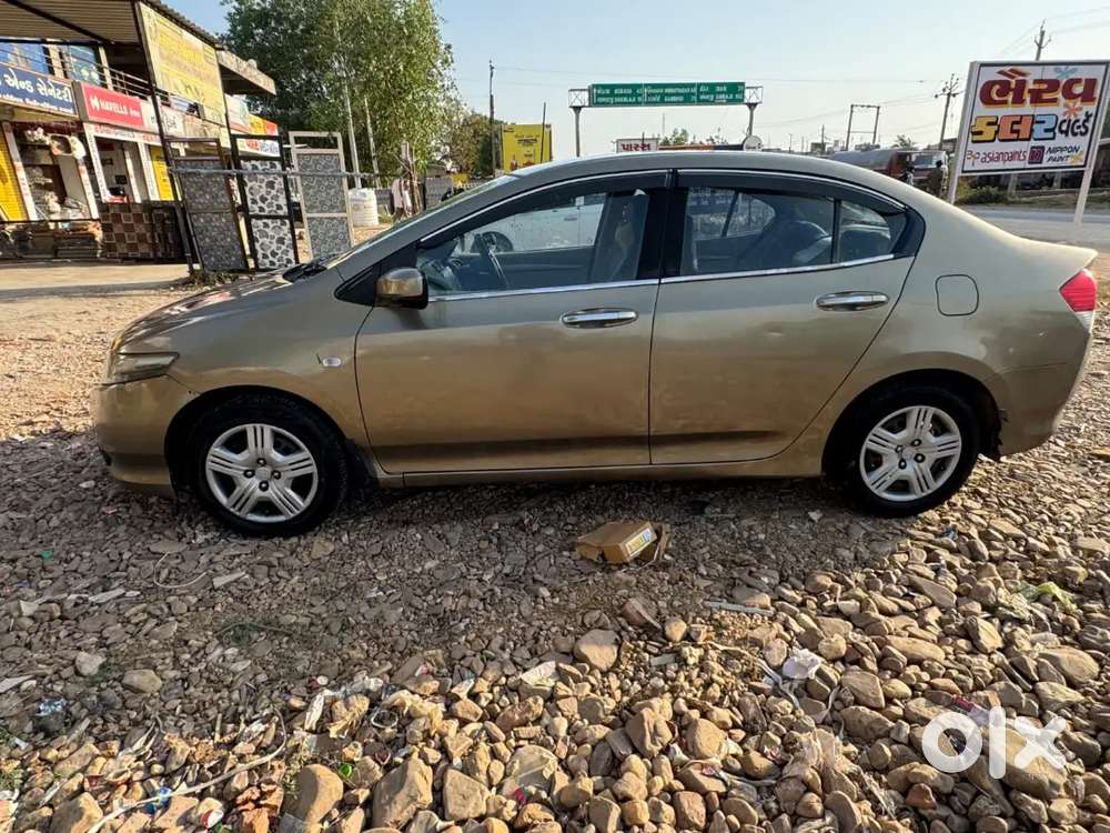 Honda City 2010 Petrol Well Maintained