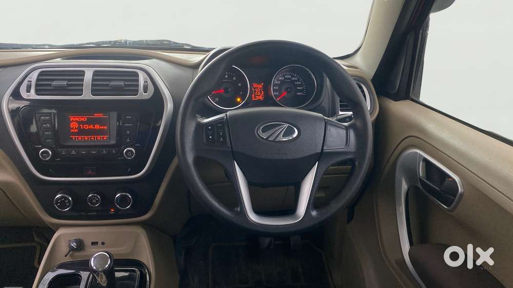 Mahindra Tuv 300 Mhawk100 T8, 2015, Diesel