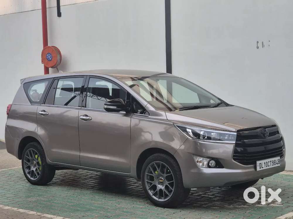 Toyota Innova Crysta Low Km V Option