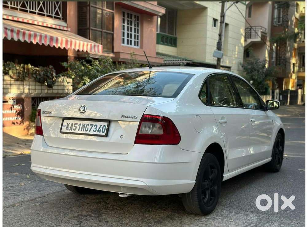 Skoda Rapid Diesel Manual 2015 Model