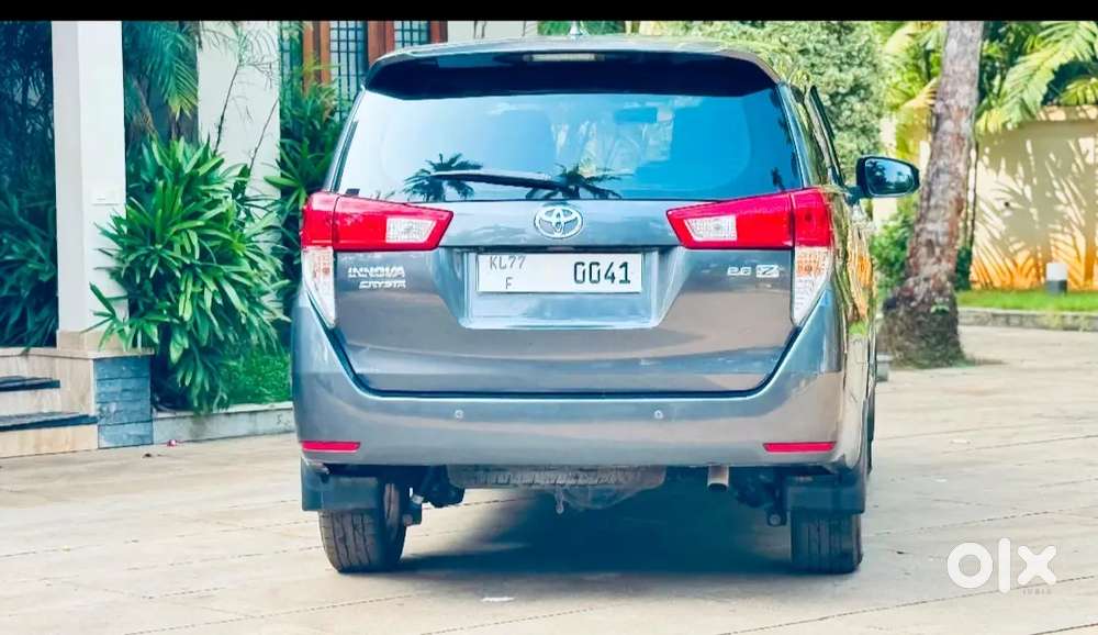 Innova Crysta 2.8 Zx Auto  No Replace Good Condition