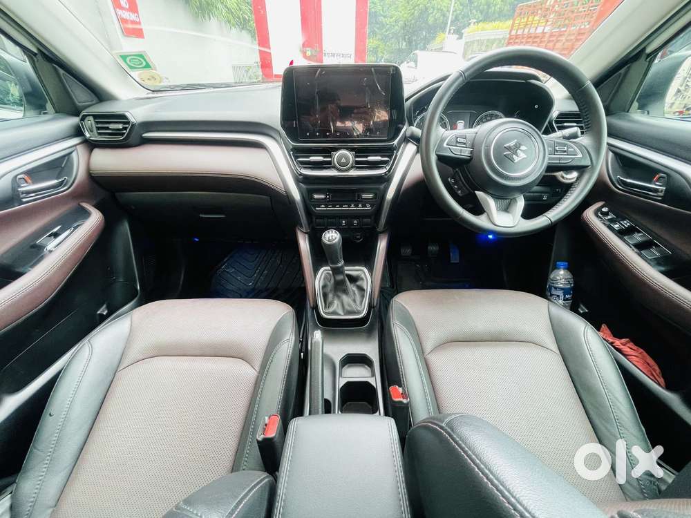 Maruti Suzuki Grand Vitara Smart Hybrid Alpha, 2025, Petrol