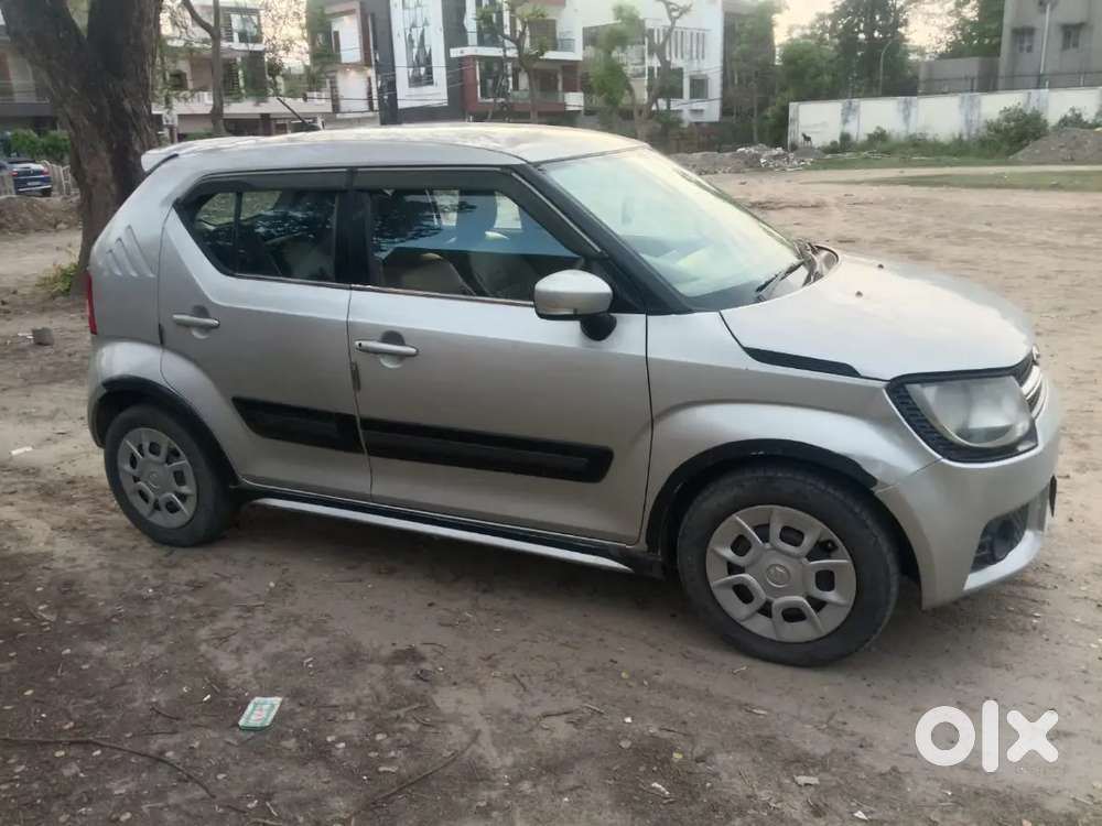 Maruti Suzuki Ignis.    2018 December.      Petrol 61000 Km Driven
