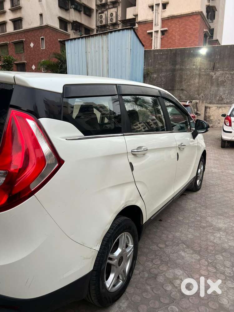 Mahindra Marazzo M6, 2018, Diesel