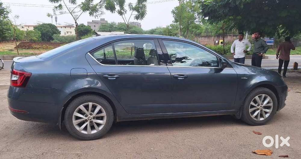 Skoda Octavia 2.0 L K Tsi At, 2019, Petrol