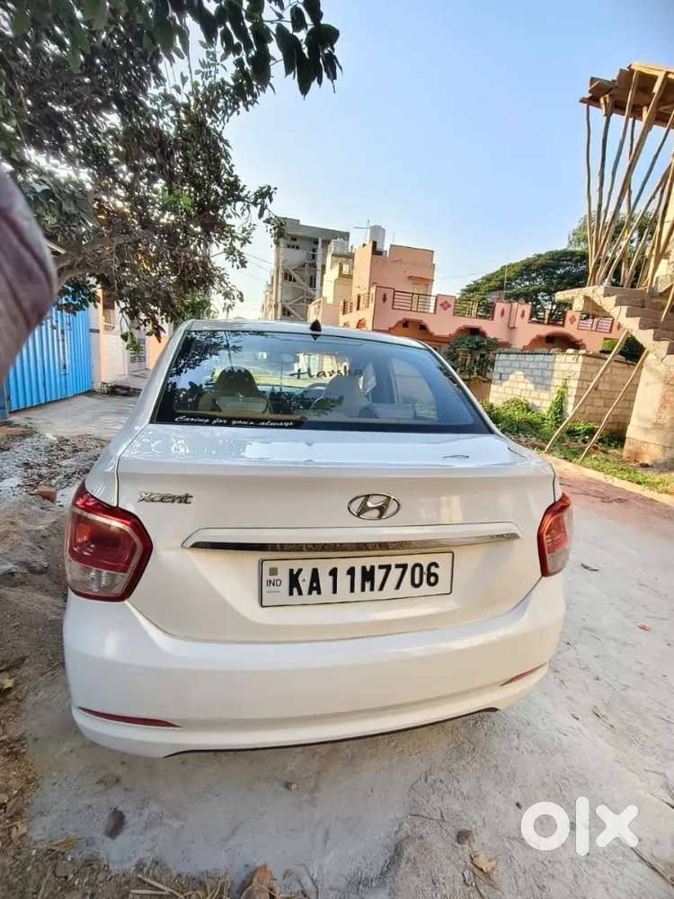 Hyundai Xcent 2015 Petrol Manual 64000 Km First Owner