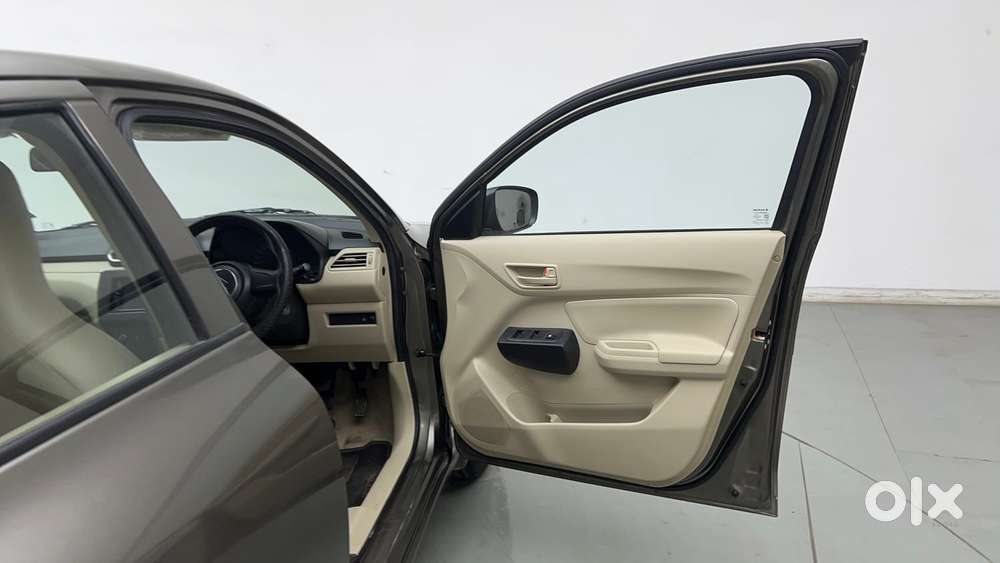 Maruti Suzuki Dzire 1.2 Lxi, 2022, Petrol