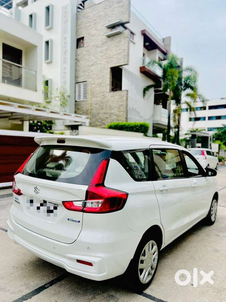 Maruti Suzuki Ertiga 1.5 Vxi, 2023, Petrol