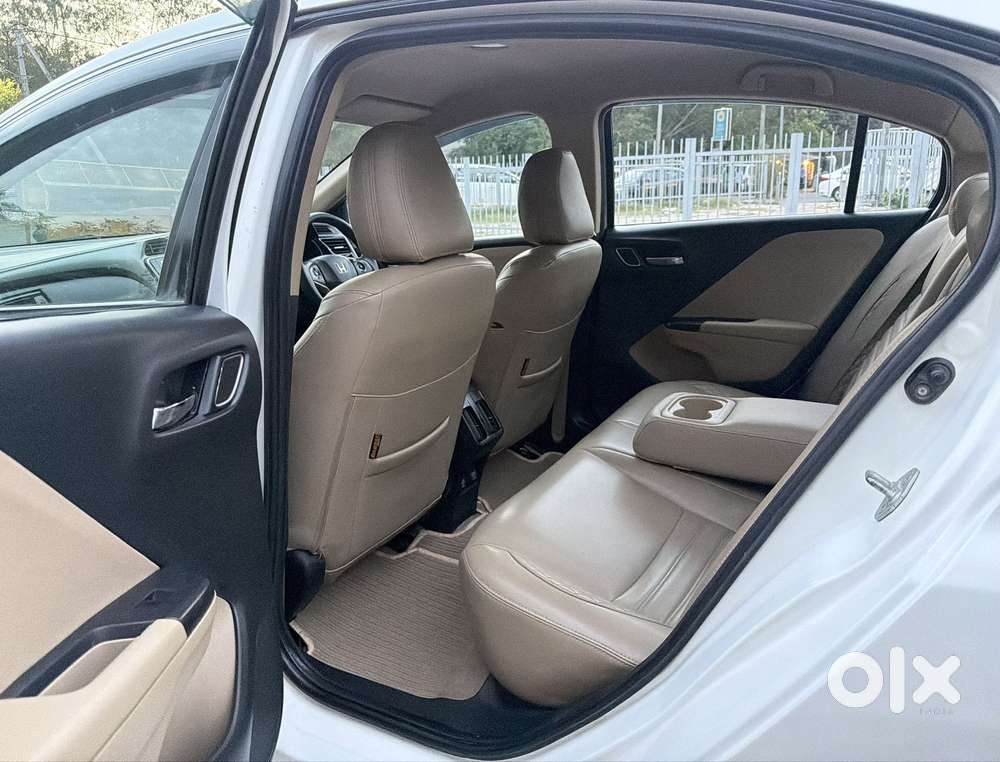 Honda City I-vtec Cvt V, 2018, Petrol