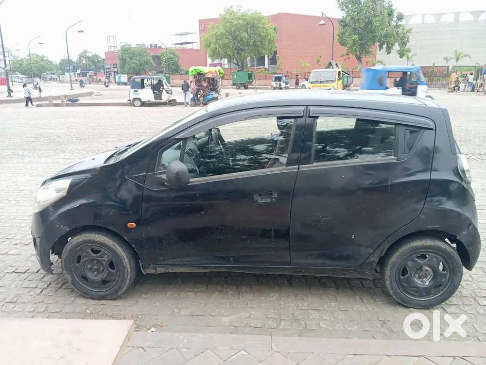 Chevrolet Beat Lt Petrol 2011