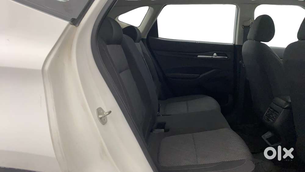 Kia Seltos Htk G, 2023, Petrol