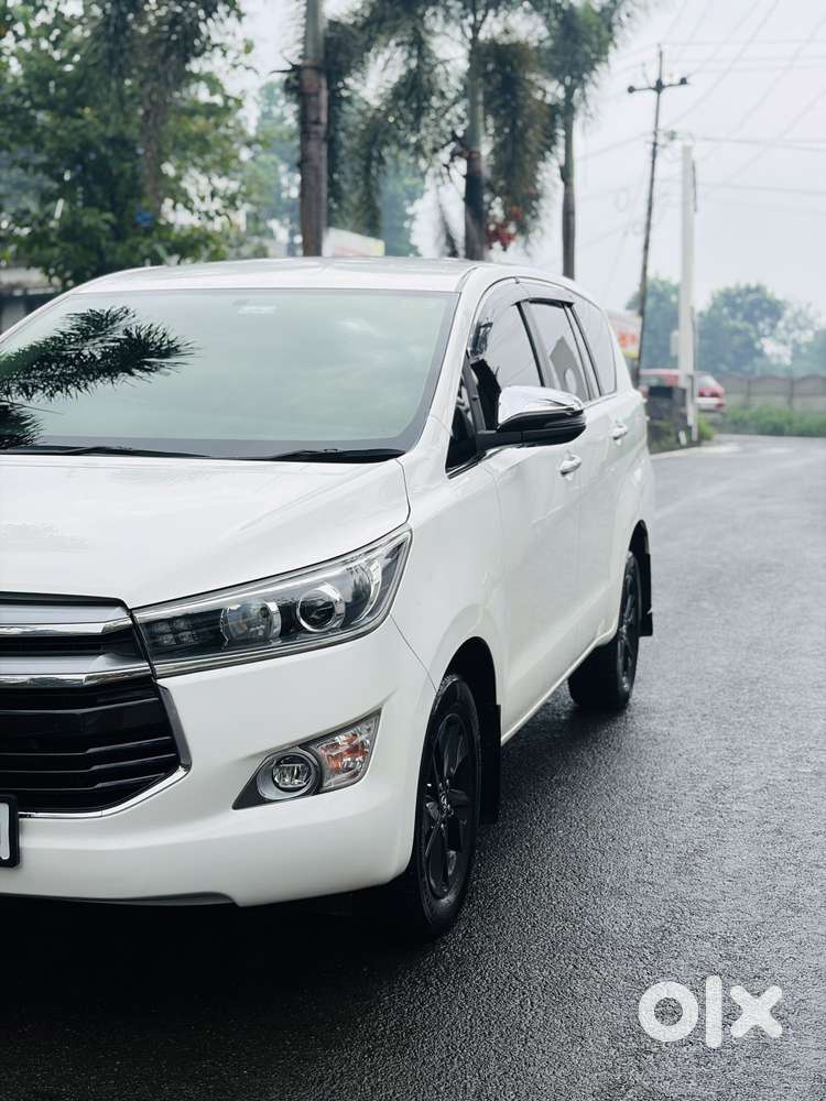 Toyota Innova Crysta 2.4 V 7 Str, 2019, Diesel