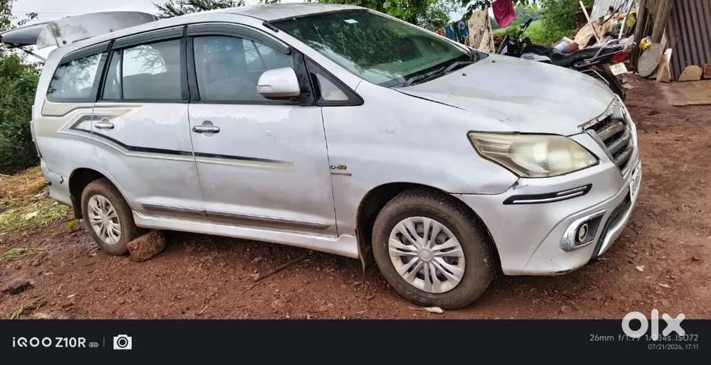 Toyota Innova 2.5 G 2008