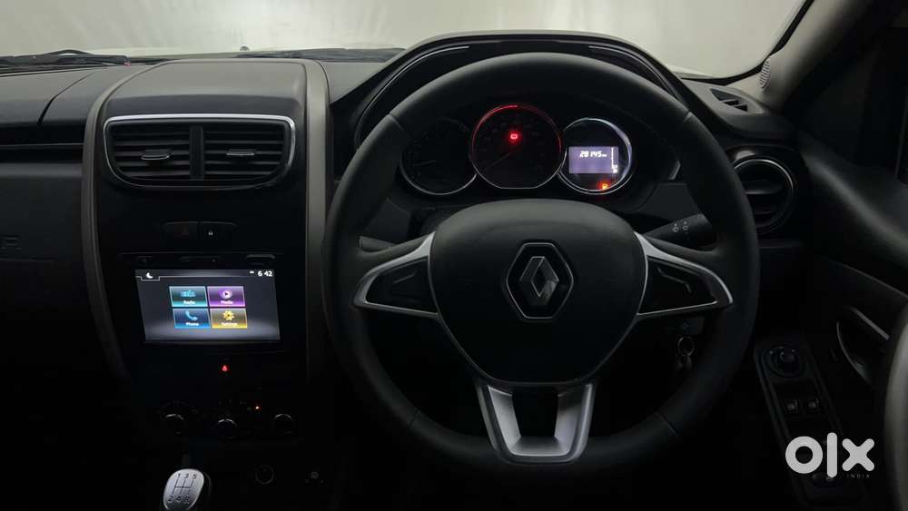 Renault Duster Petrol Rxs, 2021, Cng & Hybrids