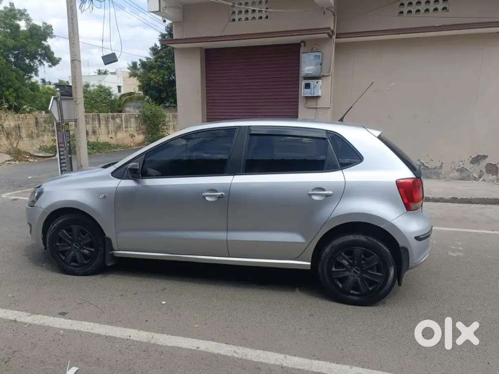 Volkswagen Polo Diesel Manual 2011