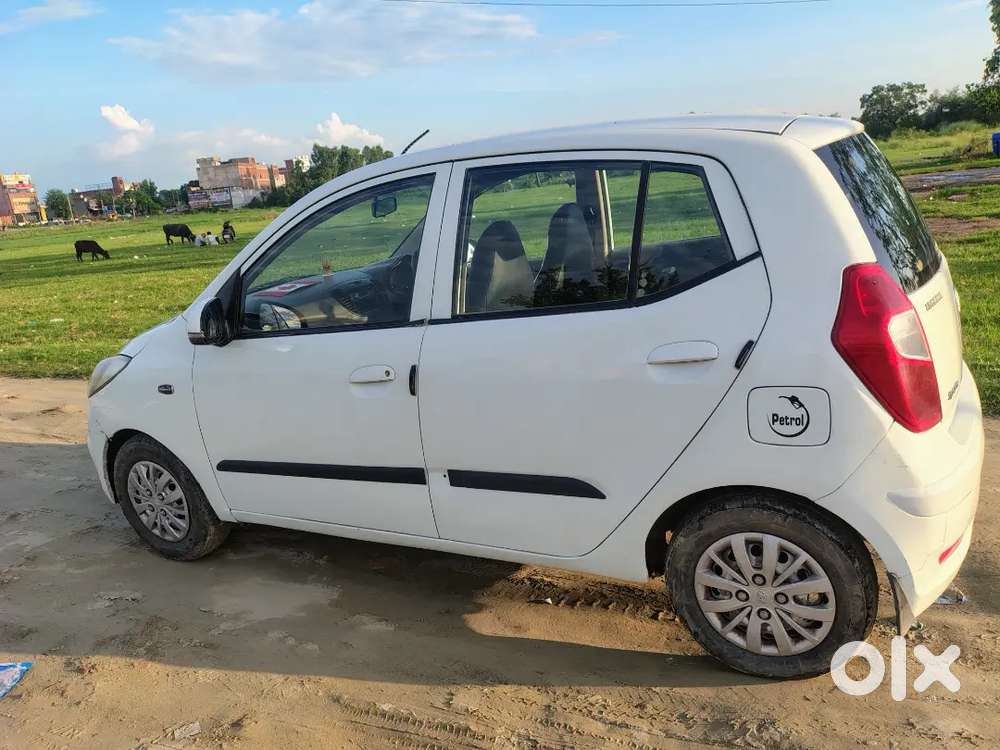 Hyundai I10 Sportz 2013