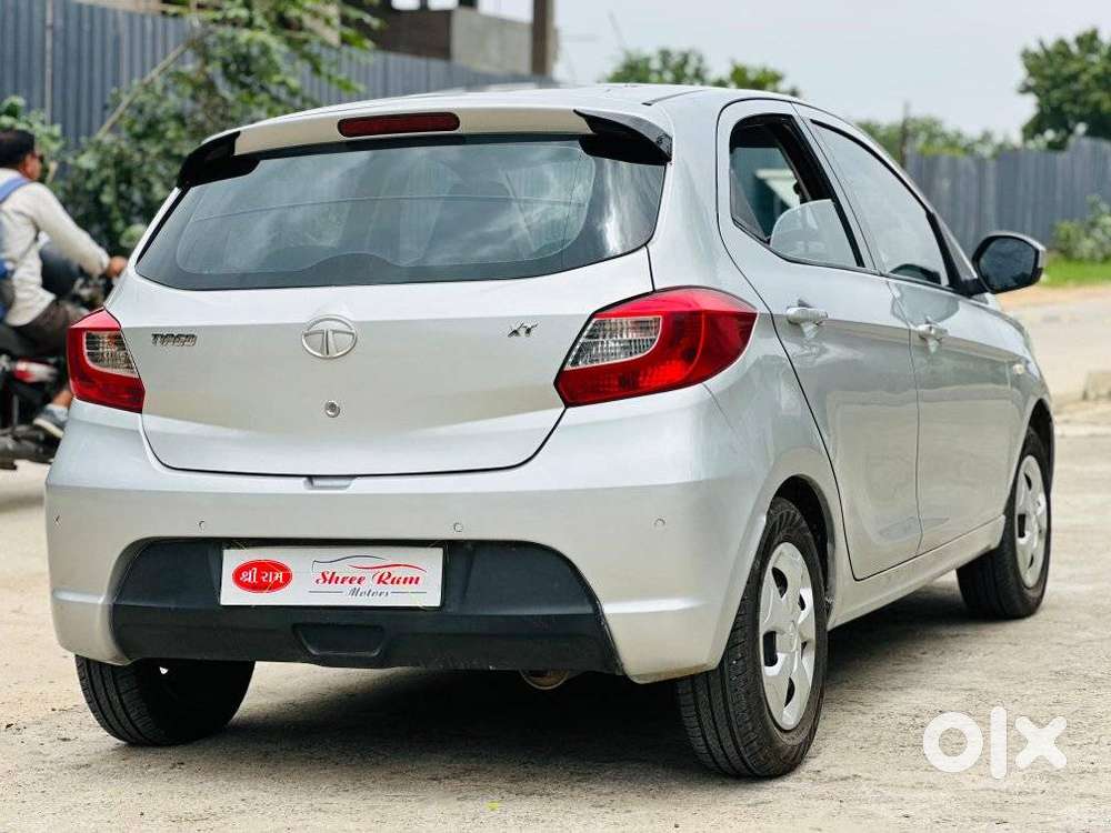 Tata Tiago 1.2 Revotron Xt, 2016, Petrol