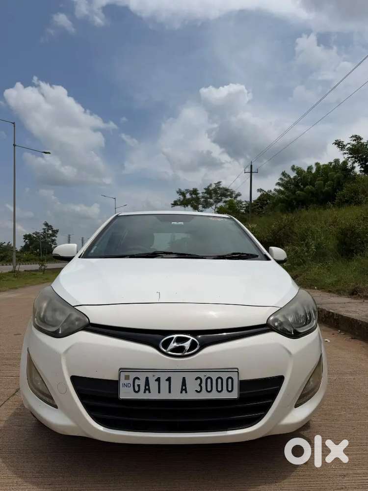 Ertiga Vdi 2018 And 2013 And I20 Sportz 2014