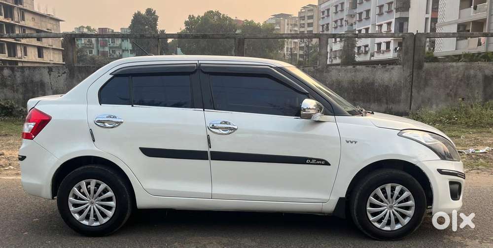 Maruti Suzuki Swift Dzire 2015-2017 1.2 Vxi, 2017, Petrol