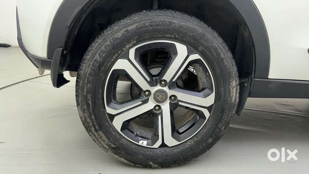 Tata Nexon Xz Plus Luxs, 2023, Petrol