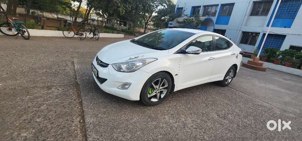 Hyundai Elantra 2014 Diesel 92234 Km Family Useing Car Top Model