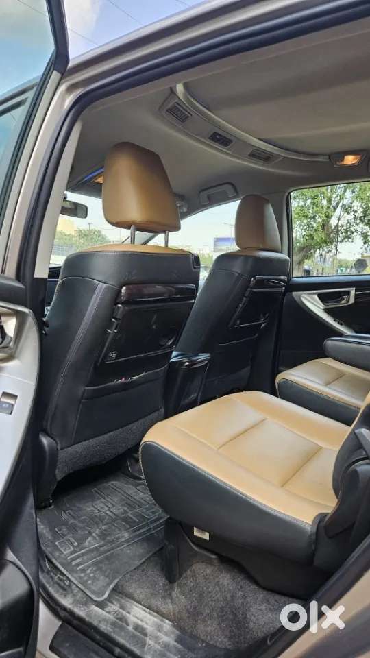 Toyota Innova Crysta [2020-ongoing] 2.4 Zx At 7 Str, 2022, Diesel