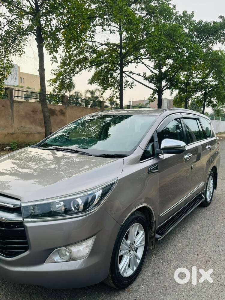 2018 Toyota Innova Crysta 2.8 Zx At 7 Seater