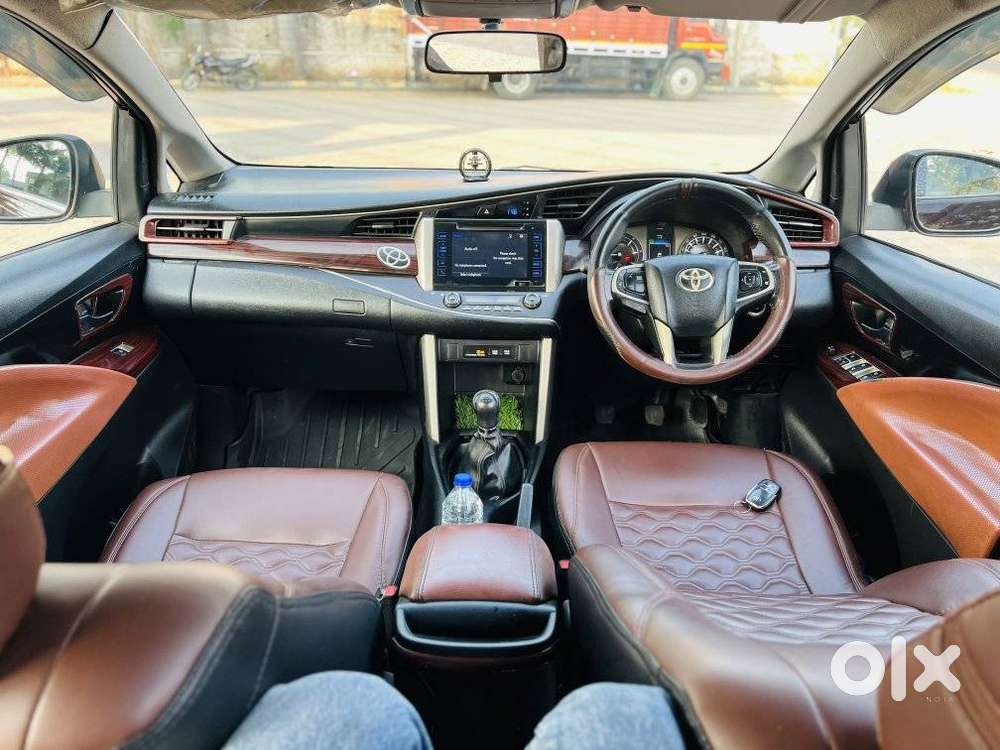 Toyota Innova Crysta 2.4 V 7 Str, 2017, Diesel