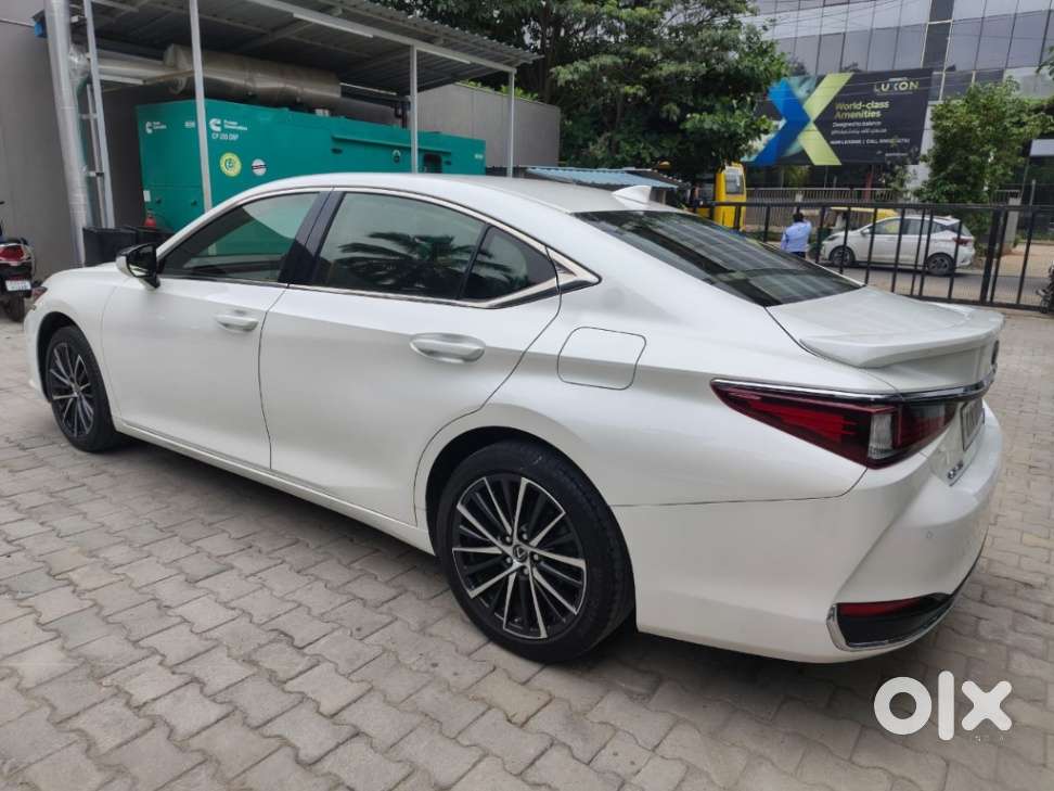 Lexus Es 300h, 2023, Petrol