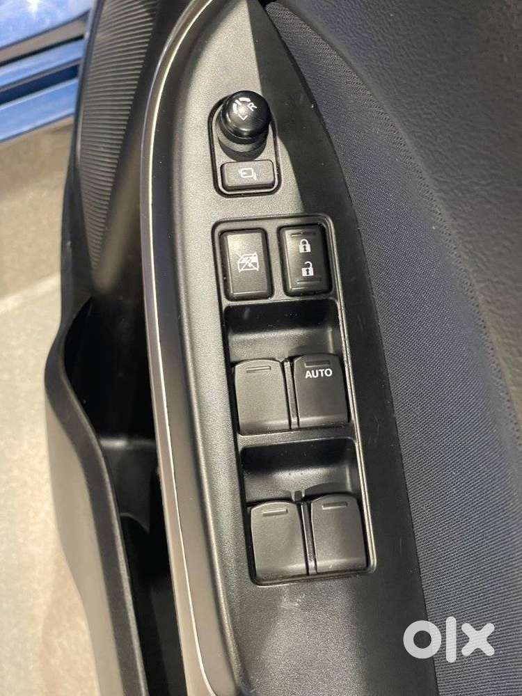 Maruti Suzuki Baleno 1.2 Zeta At, 2021, Petrol