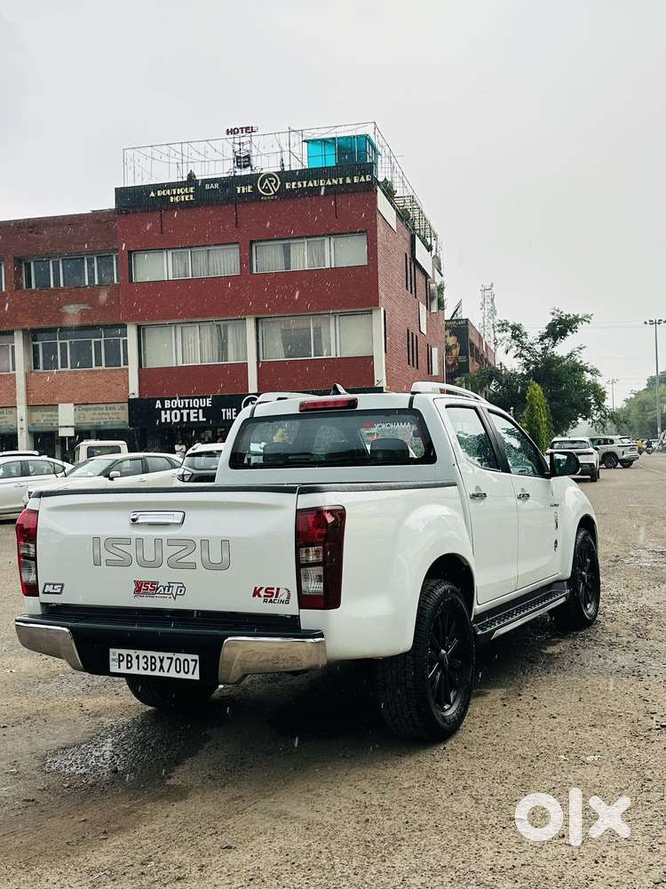 Isuzu D-max V-cross 4x4, 2020, Diesel
