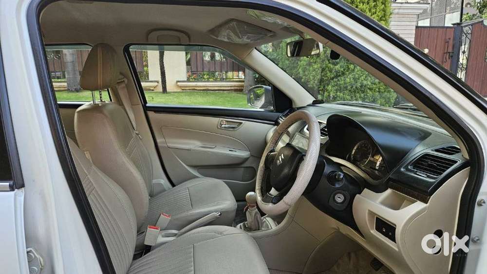 Maruti Suzuki Swift Dzire Vxi Optional, 2015, Petrol