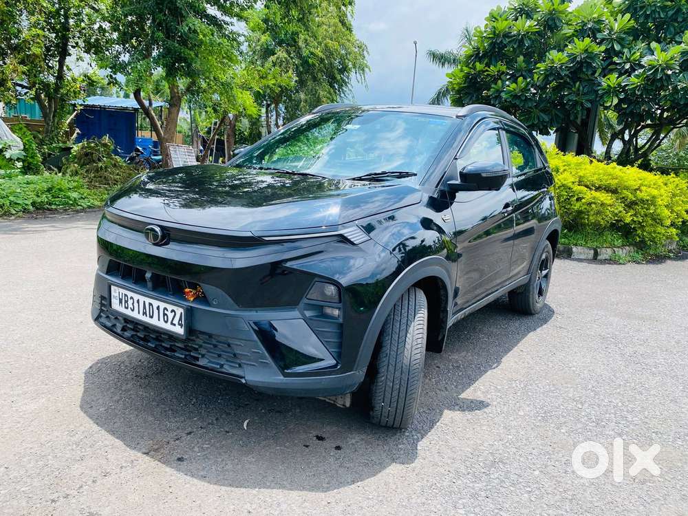Tata Nexon Creative Plus S 1.2 Revotron Petrol 6 Mt, 2025, Petrol