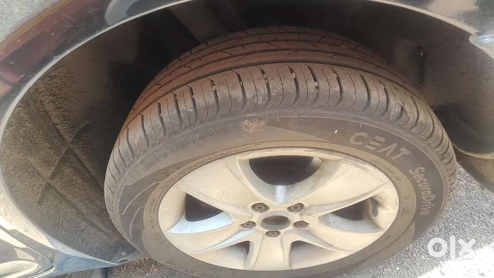 Skoda Laura 2012 Diesel 100000 Km Driven
