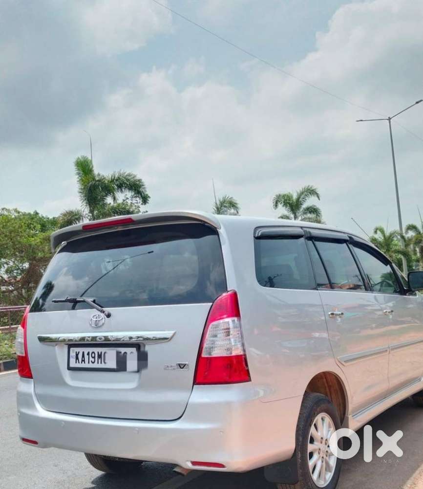 Toyota Innova 2.5 V 7 Str, 2012, Diesel