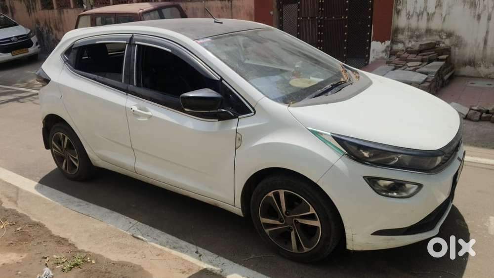 Tata Altroz Petrol Well Maintained Car