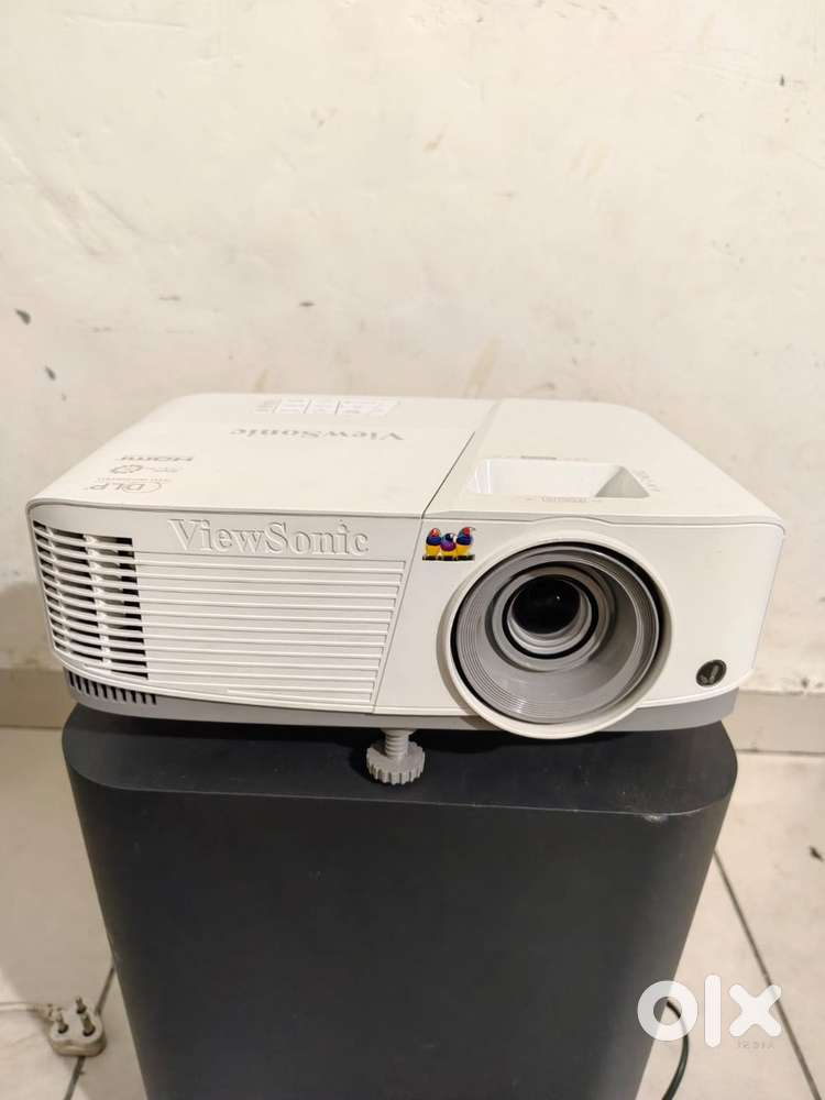 Projector. New.