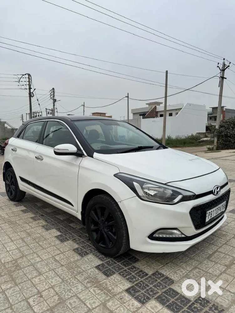 Anand Nagar B No 9 Gali Vich Khadi Ah Ik Sall Di Likh K Guarante Devag