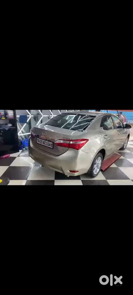 Toyota Corolla Altis 2015 Petrol Well Maintained
