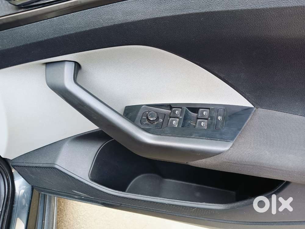 Skoda Kushaq 1.0 Tsi Ambition, 2021, Petrol