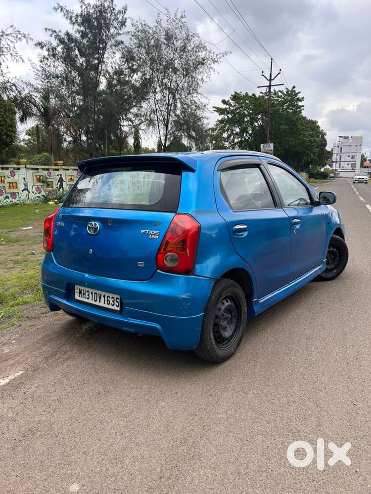 Toyota Etios Liva 2011